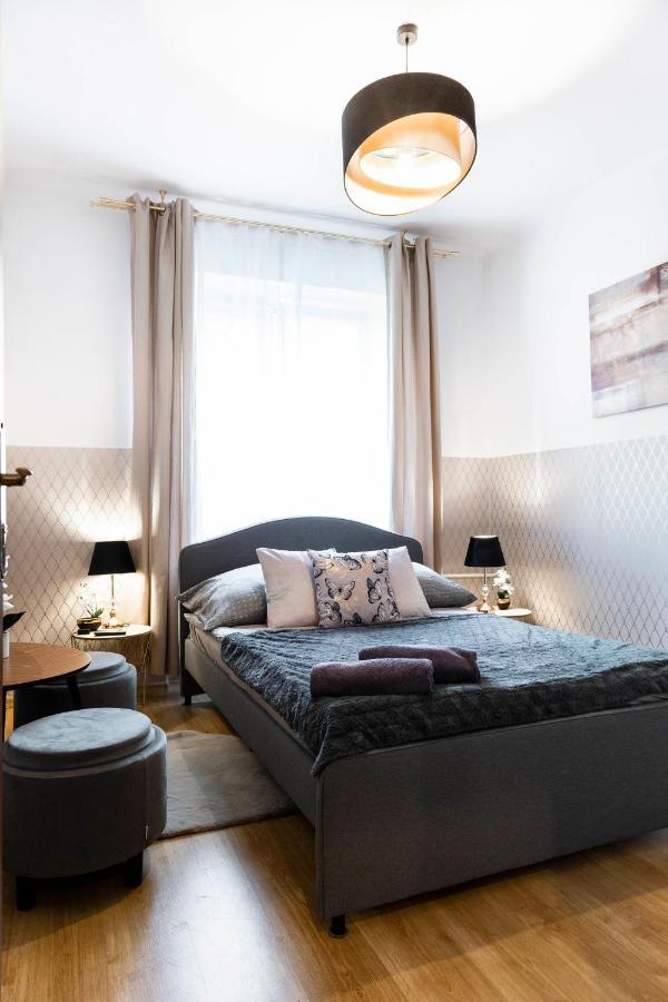 Clicktheflat Royal Route Warecka Apart Rooms Varşova Dış mekan fotoğraf